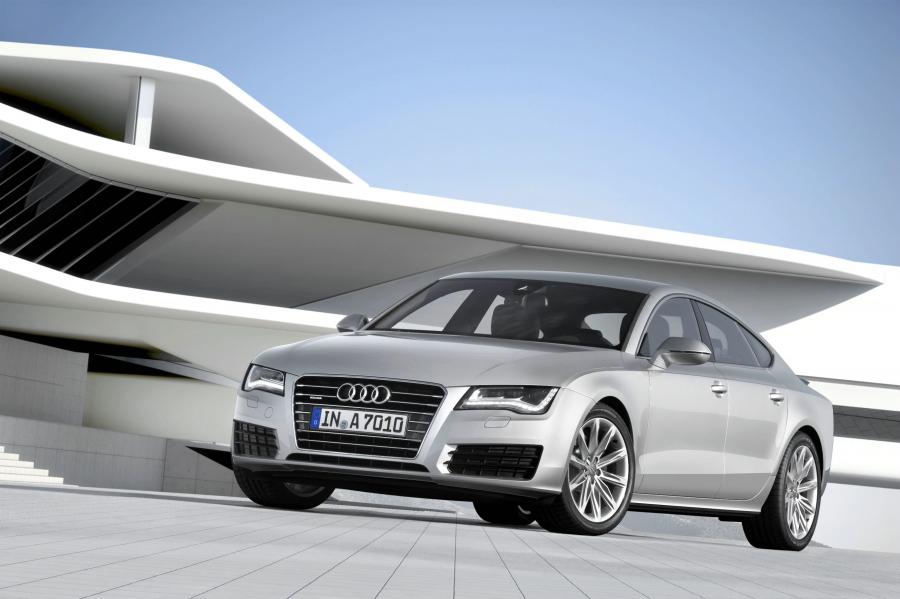  Audi A7 Sportback 3.0 TDI Quattro 2010 года  (фото 1 из 45)